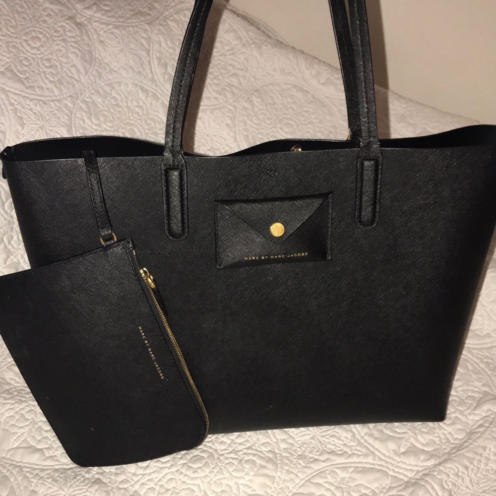 Marc Jacobs Black Metropolitote w/ Pouch & Dustbag